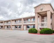 Econo Lodge Lordsburg I-10 Hotels near Lordsburg Municipal Airport
