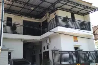 Hotel O Ezhar Boka Homestay Near Gor Sulis Bulutangkis Hotels in Gowa Regency