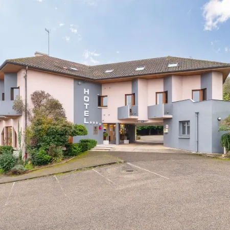 Best Western Bridge Hotel Lyon East Отели в г. Жон