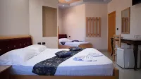 Alvero Hotel Hotels in Kreis Përmet
