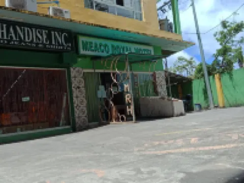 Meaco Royal Hotel - Tabaco Hotels in Tabaco