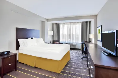 Holiday Inn Express Sault Ste Marie Hotels near Strathclair Park
