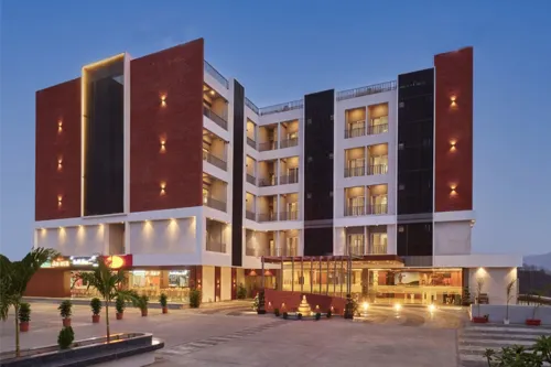 D Square Statue of Unity Kevadia, a member of Radisson Individuals Hotels in Narmada