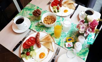 Hotel Choonhyang - Housity
