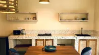 Deluxe apartment 2 for 2 people with AC, openplan  kitchen and AC Villa Bahati