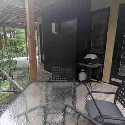 Cozy loft en montagne , pres de Bromont Citq 306918 Hotel Exterior