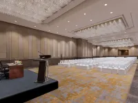 Novotel Kolkata - Hotel & Residences