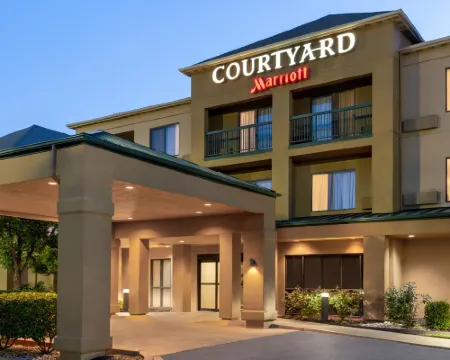 Courtyard Lubbock Hotels in Lubbock