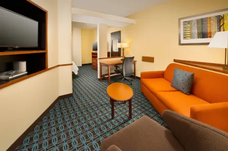 Fairfield Inn & Suites Marshall