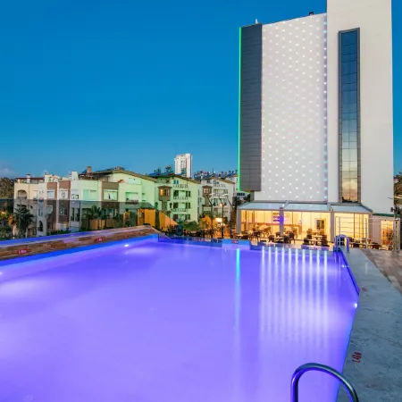 Holiday Inn ANTALYA - LARA by IHG