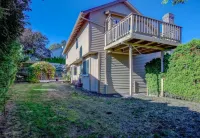 Bridging the Gorge & City: Your Cozy Home!
