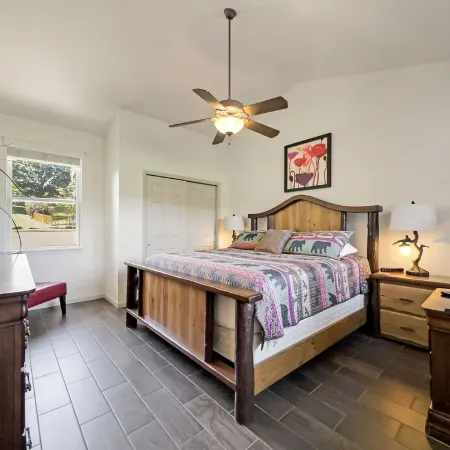 Cozy Cottage Inside the Premier Old Kinderhook Golf Resort