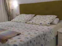 Luxurious apartment with direct sea view (free WIFI, 5 minutes to the beach) Hotels in Guardamar Del Segura