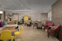 Home2 Suites by Hilton Abilene Southwest - breakfast
