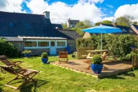 Old stone house between Crozon and Camaret (sea 200m)