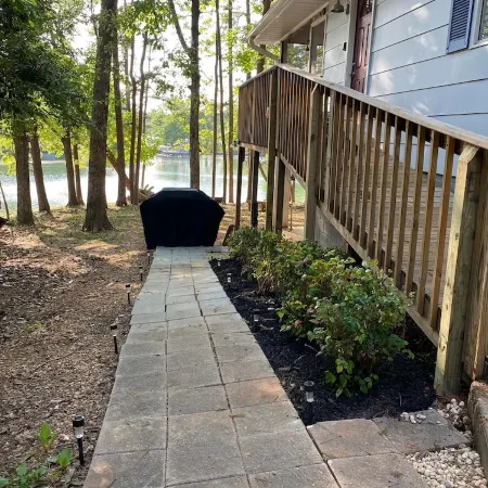 Uncork, Unwind, Relax @ this Family & pet Friendly Lake Home #1