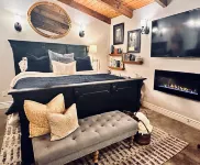 Petaluma Wine Country relaxing get away w/salt water pool/ spa close to downtown