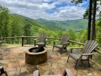 STUNNING VIEWS!!! LUXURY MT VISTA LODGE CLOSE TO DOWNTOWN & HIGHLANDS Hotels in Ellijay