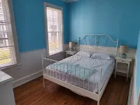 The Heart of Cape May on Historic Windsor Ave, 2 Blocks to Beach & Shopping!