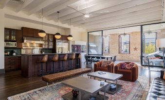 Historic luxury condo 10 min drive - 0226q12000hzyvxyz1081 R 339 206 R5 D