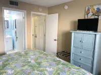 Coastal Hideaway: 1B/2B Ground Floor Condo
