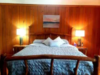 Elegant Lake Front Home with Breathtaking Views in the Heart of Appalachia.