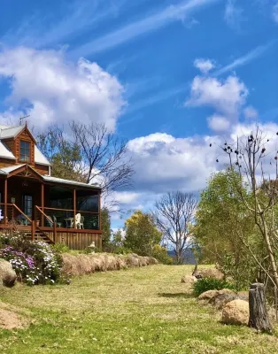 The Loft Haven full house 2 bedrooms ideal for tranquil getaways