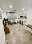 Guest Studio - Blocks from SHSU!
