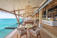 Hilton Maldives Amingiri Resort & Spa Hotels in Baros