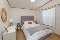 Three bedroom home on a large lot with a lake view