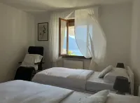 Spacious 95 sqm newly renovated vacation home with breathtaking views Hotel di Menaggio