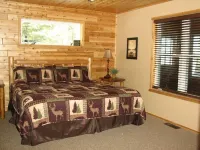 Crossroads Sandy Beach-Wooded Private with Pontoon Available "Pets Now allowed" - balcony