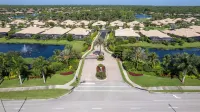Luxurious 3 Bedroom in Lely Resort with Players Club Access