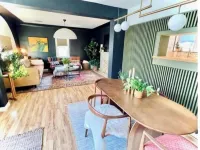 The 'Posh Pickle'- Chic & Unique
