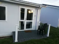 Lovely 2 Bedroom Chalet Holiday Home by The Broads