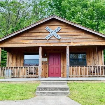 Sylamore Depot Cabin # 302