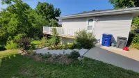 Private entrance/space. Peaceful getaway. Close to events. Hotels near Blain's Farm & Fleet - Dubuque, Iowa