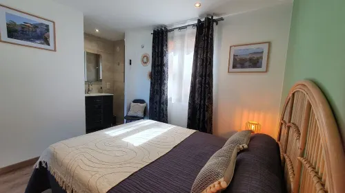Apartment in a quiet neighbourhood with view of the sea and mountain - Wifi