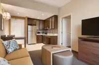 Homewood Suites by Hilton Calgary Downtown Các khách sạn gần University of Lethbridge Calgary Campus