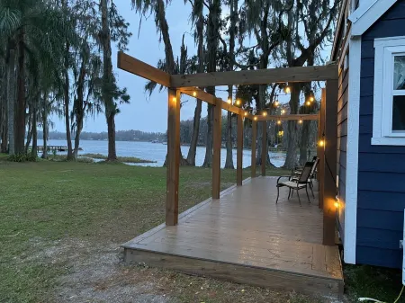 Relaxing Lakefront Farm Tiny Home
