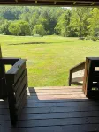 Quiet cabin in the hills close to the trails and other outdoor activities.<br>