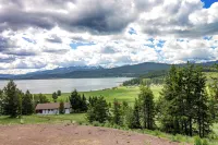 Mountain Getaway w/additional Bunkhouse Apartment!
