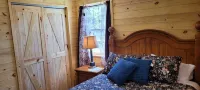 Cabin in the Woods - 5 Miles to Dayton Boat Ramp! 2 miles to NACA Fort Bluff!