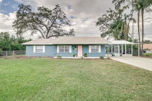 The Black Swan | 3BR House Near Downtown Lakeland Hotels in Polk County