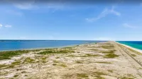 Portofino Penthouse with Breath-Taking Views of the Gulf along with Beach Access