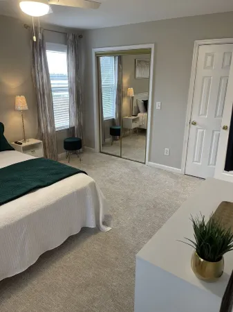 Sunset SeakerSoundfront Condo w/Pool)