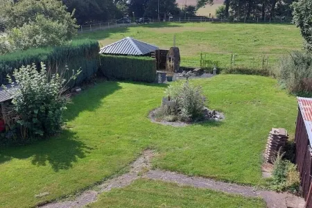 MW vacation apartment in Höxter / Weserbergland directly on the Weser. Отели в г. Хёкстер