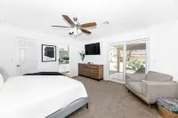HEATED POOL & SPA | GREAT LOCATION | MINI GOLF | GAME RM | GYM | BOAT PARKING