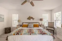 Designer house near Anna Maria Island-Best of Bradenton!!!