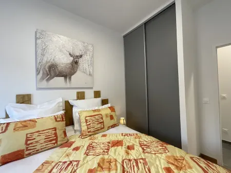 Appartement au Pied du Mont-blanc 2! Отели в г. Салланш